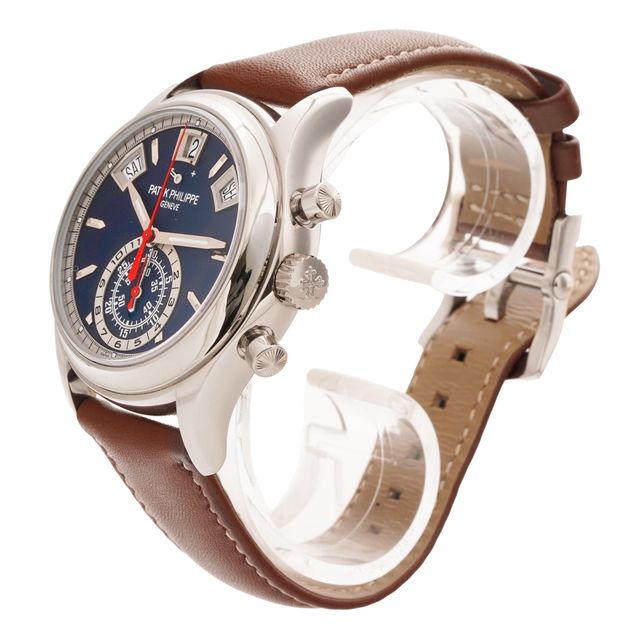 Patek Philippe Complications 5960/01G-001 Image 2